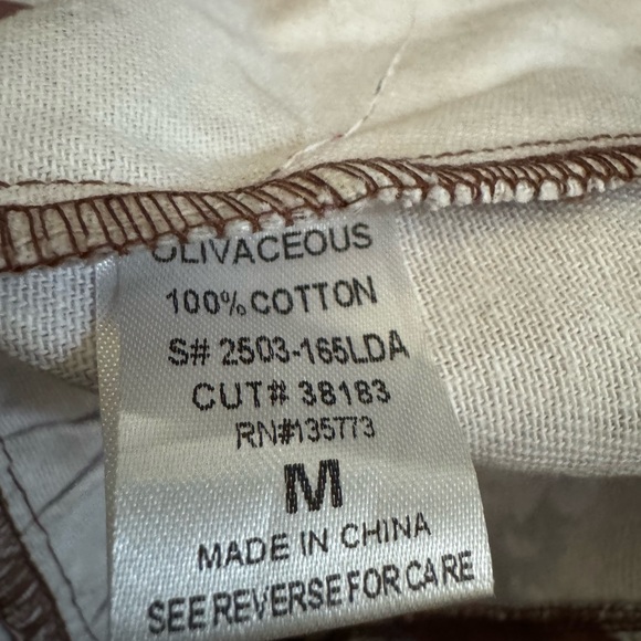 Vintage-Inspired Floral Mini Dress - Picture 9 of 10